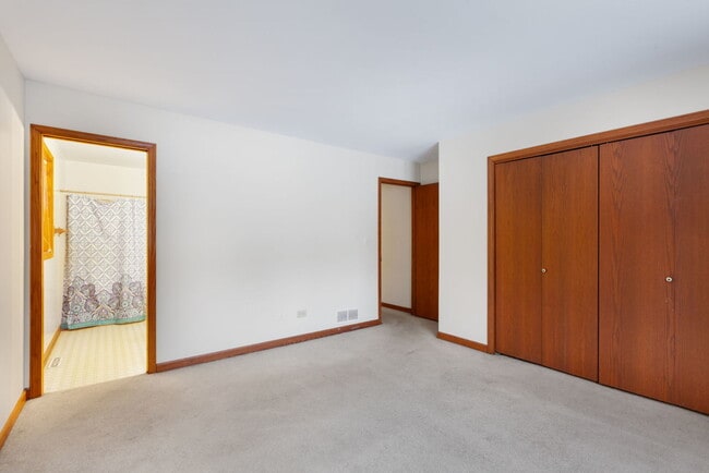 Building Photo - 1632 Poplar Ln