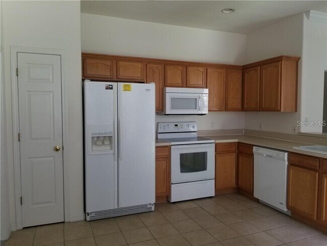 Building Photo - 5345 60th Ave N