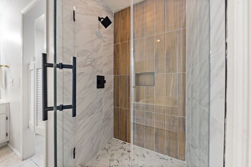 Building Photo - 509 Newberry St