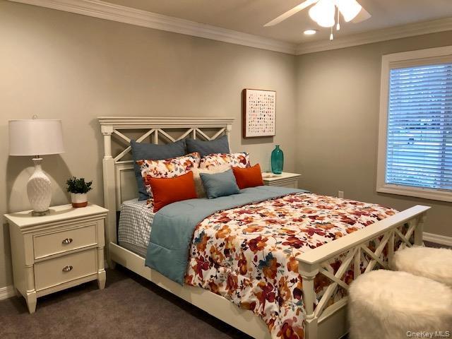 Building Photo - 11 Country Club Dr