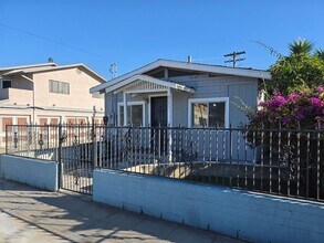 Building Photo - North Park Cottage for Rent!