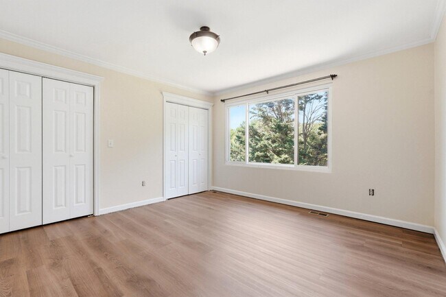 Building Photo - 1322 Hazel Nut Ct