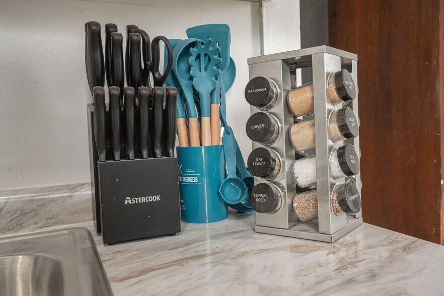 Building Photo - 731 S 7th St