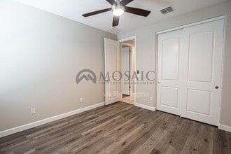 Building Photo - 763 W Brangus Way