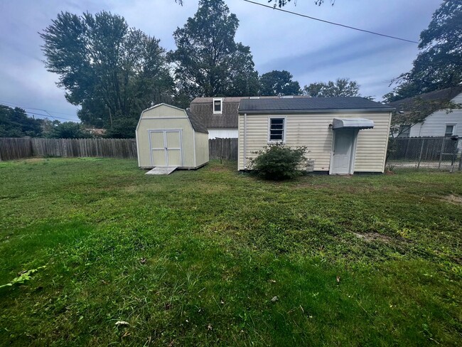 Building Photo - 8121 Old Ocean View Rd