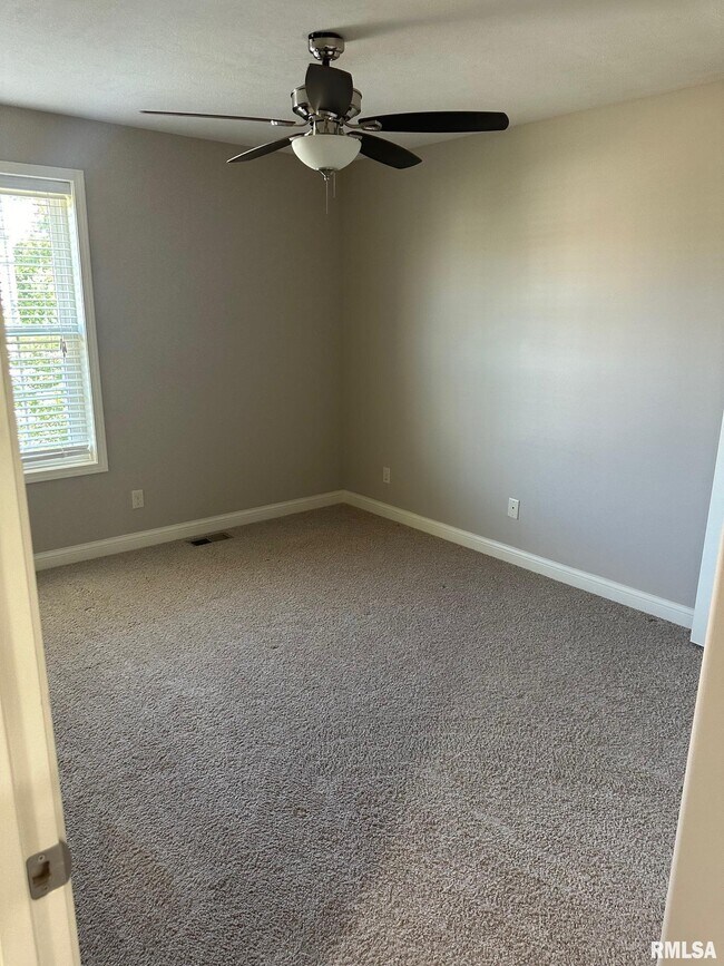 Building Photo - 11212 N Granite St