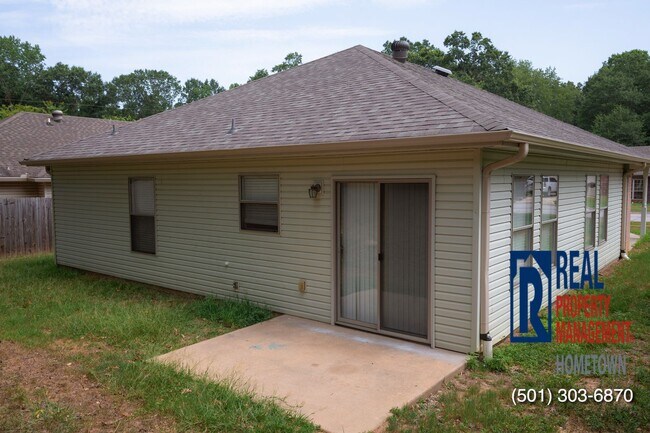 Building Photo - 104 Austin Ln