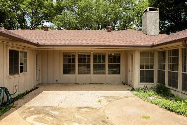Building Photo - 2212 Tree House Ln