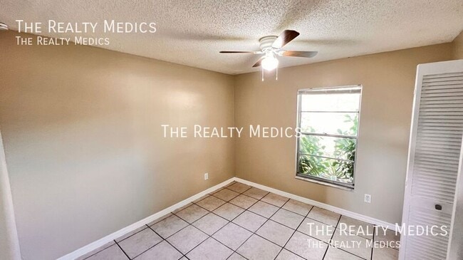 Building Photo - 3226 Redditt Rd