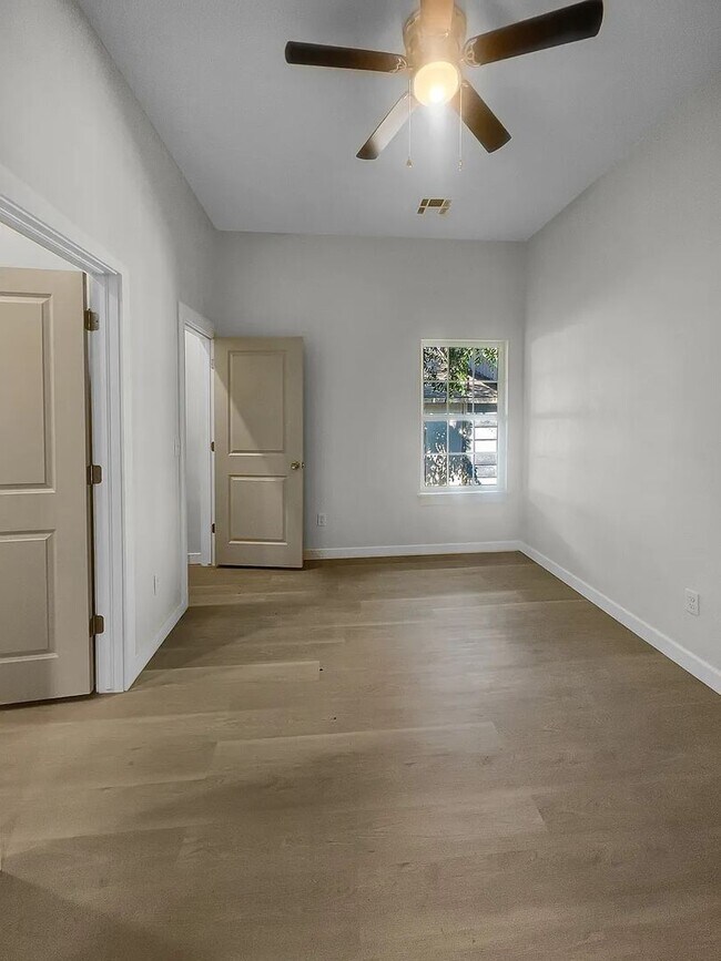 Building Photo - Stunning BRAND NEW 3 Bed, 2 Bath Home for ...