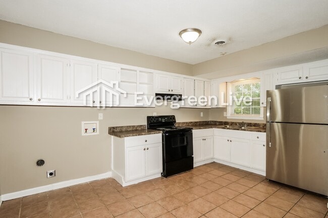 Building Photo - 3460 Meier Dr