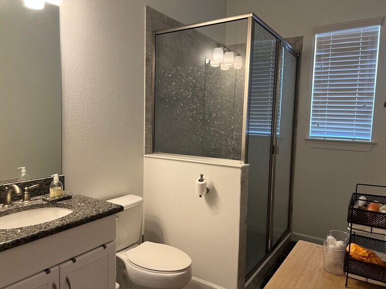 Building Photo - 3217 Moorings Dr S