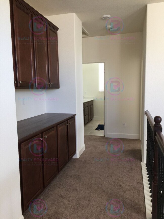 Building Photo - 1/2 Month Free! 3 Bedroom 2 Bath Home Home in Wingfield!!