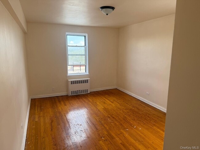 Building Photo - 105-38 63rd Dr