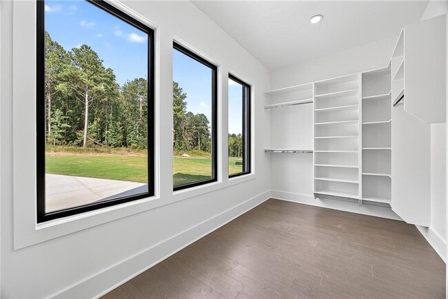 Building Photo - 127 Deer Cyn Dr