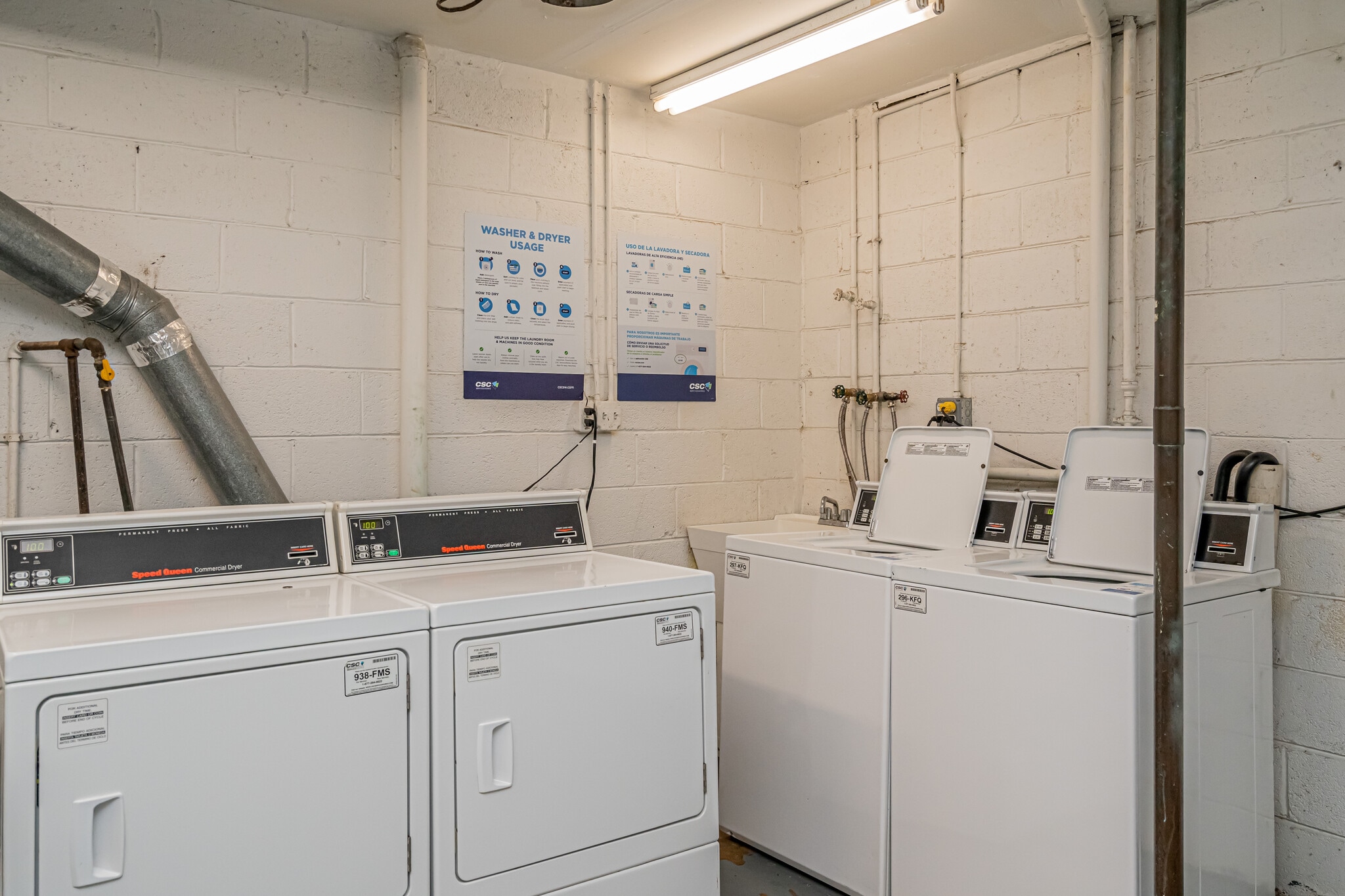 Building Photo - 4965 Americana Dr