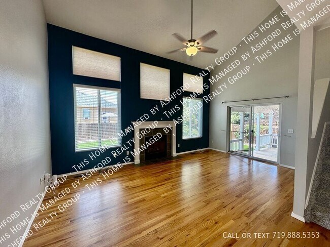 Building Photo - 8316 Cooper River Dr