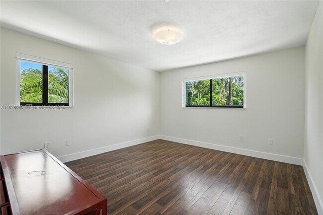 Building Photo - 17815 SW 83rd Ct