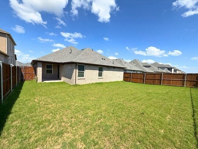 Building Photo - 609 Tartane Dr