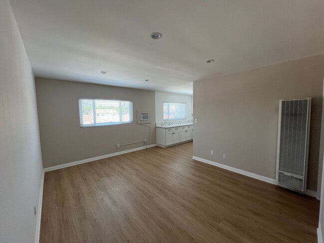 Building Photo - 57th Avenue