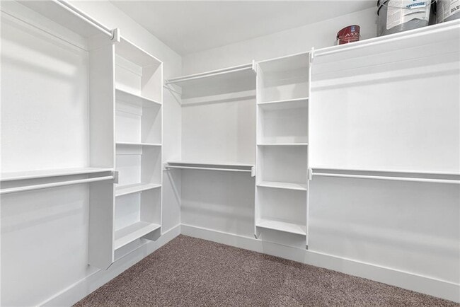 Building Photo - 55 Watson Ln