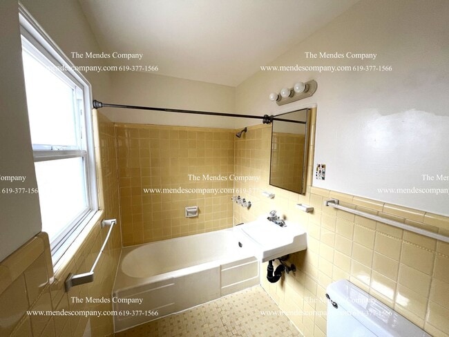 Building Photo - 3608 Ray St