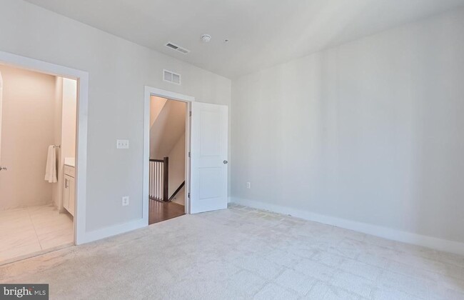 Building Photo - 4808 Garden View Ln