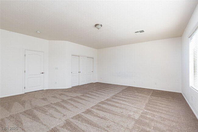Building Photo - 5945 Gold Horizon St