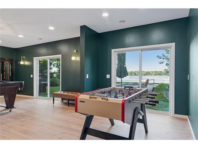 Building Photo - 441 Park Ave