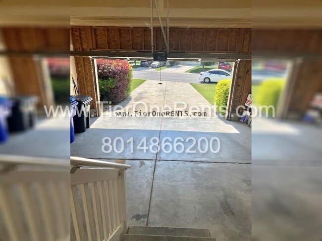 Building Photo - This property offers a NO DEPOSIT option a...