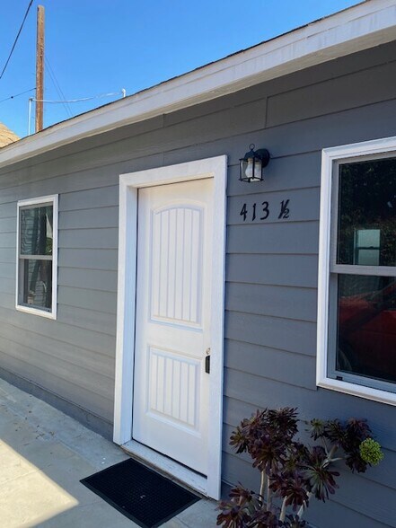 Front Door - 413 W 53rd St