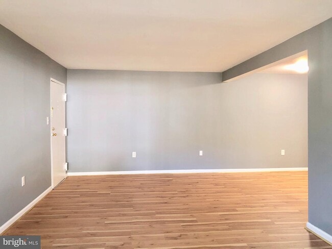 Building Photo - 5600 Bismach Dr
