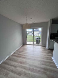 Building Photo - 2106 Wexford Way