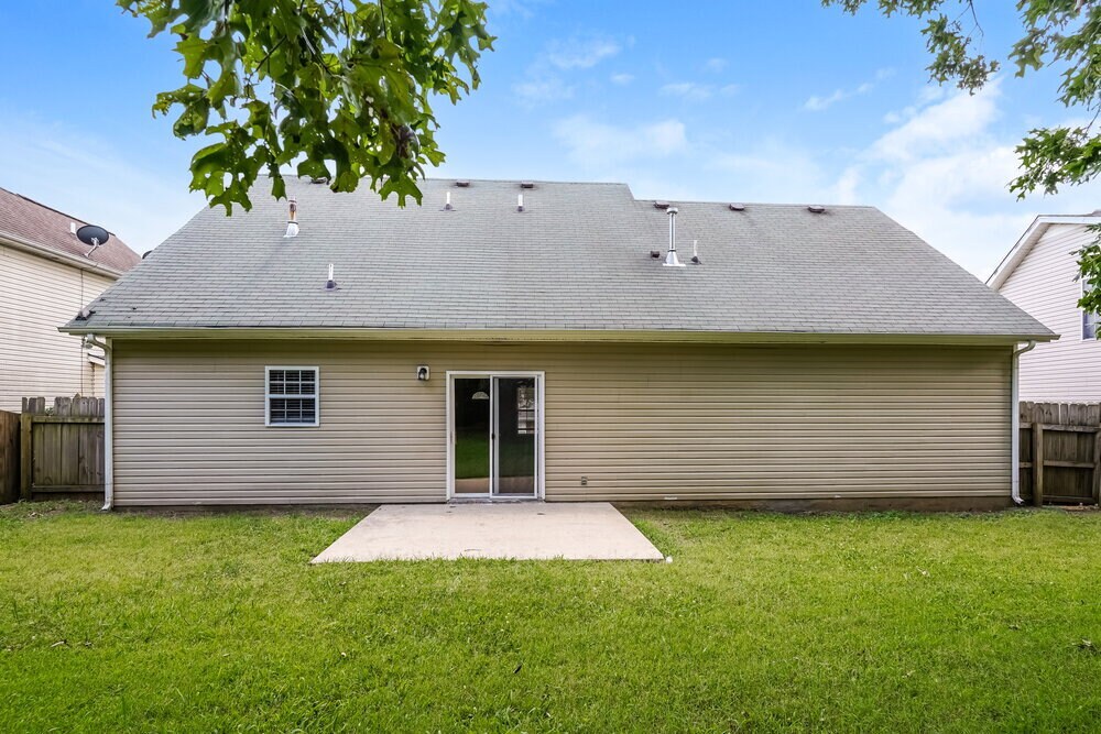 Building Photo - 3525 Mt View Ridge Dr