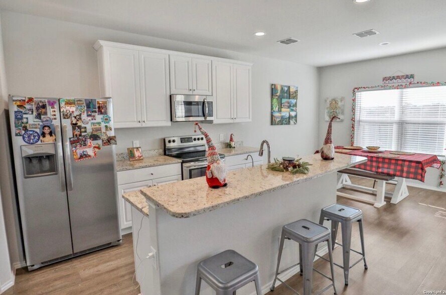 Building Photo - 6011 Macdona Ridge