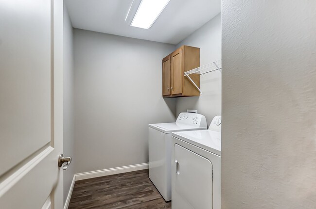 Building Photo - Victory Place Villas - 2 Bedroom, 2 Bathroom