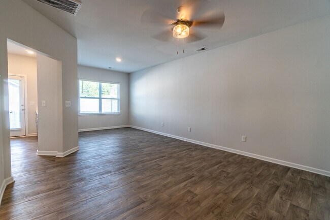 Building Photo - 3717 Nathans Wy