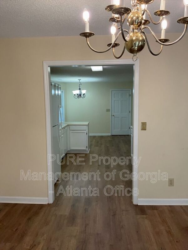 Building Photo - 1195 Parkwood Chase NW