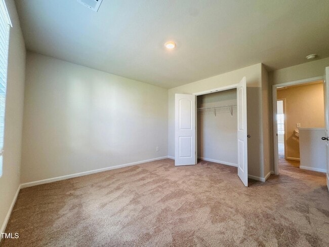 Building Photo - 708 Cider Ml Wy