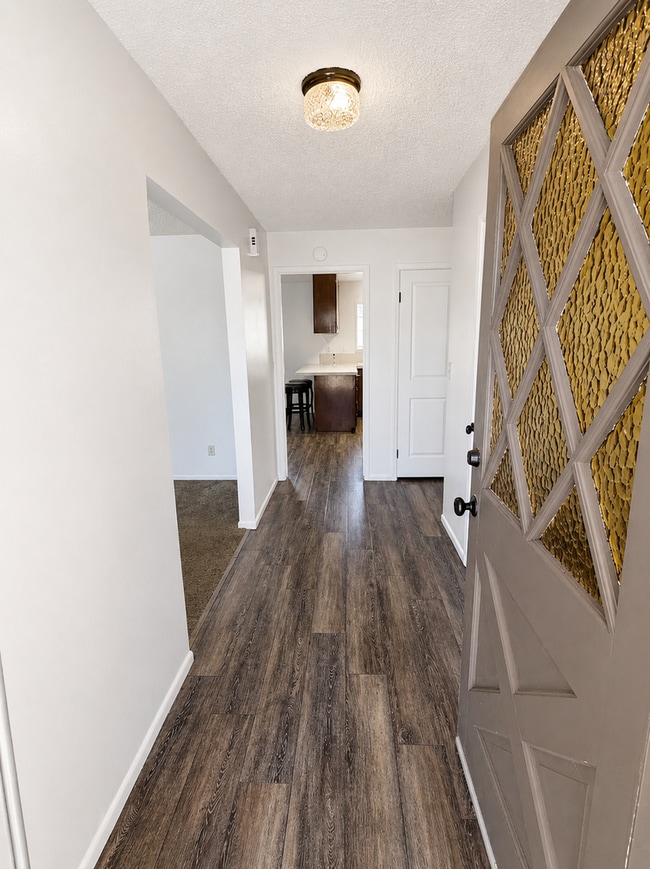 Building Photo - 3BR Cul-de-Sac Home w/ Solar, Water Softener, and Large Yard