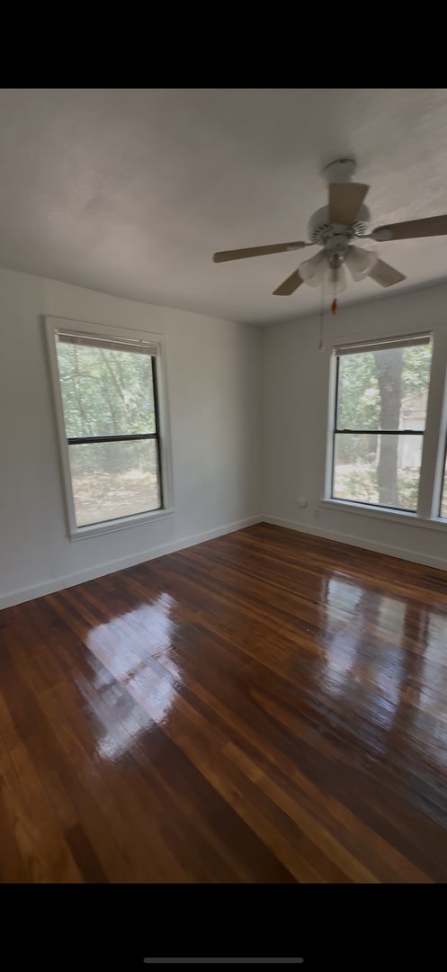 Building Photo - Cute and Cozy Country Charmer on 1 Acre wi...