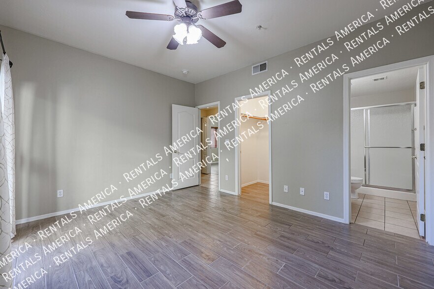 Building Photo - 510 W University Dr