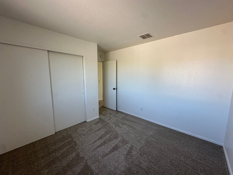 Building Photo - 6279 S Earp Wash Ln