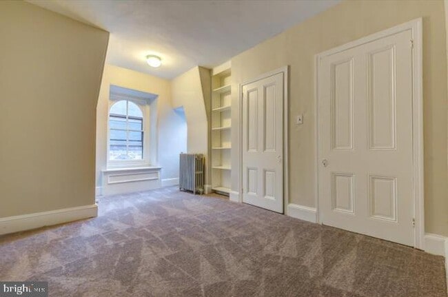 Building Photo - 3604 Baring St