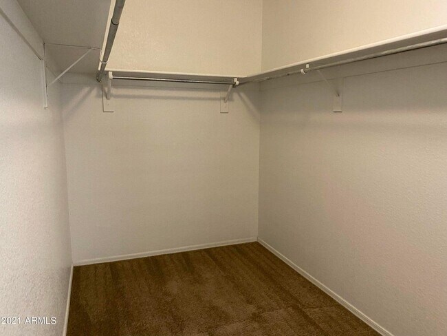 Building Photo - 7500 E Deer Valley Rd