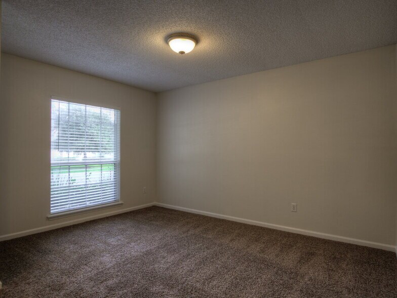 Building Photo - 1336 Marsh Grass Ct