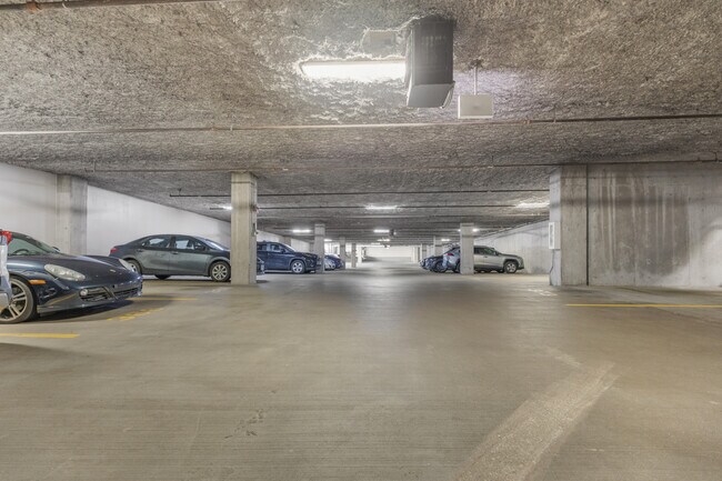 Building Photo - 1720 S Michigan Ave