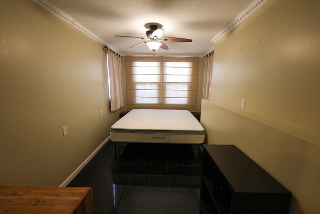 Building Photo - 235 Savin Hill Ave