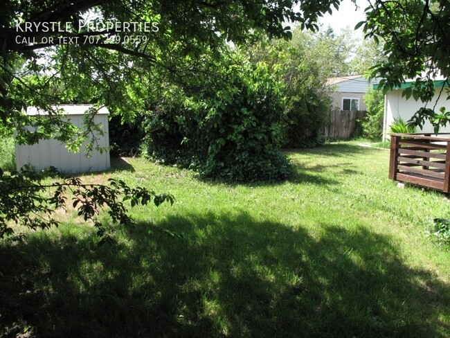 Building Photo - Wonderful East Vallejo home with nice back...