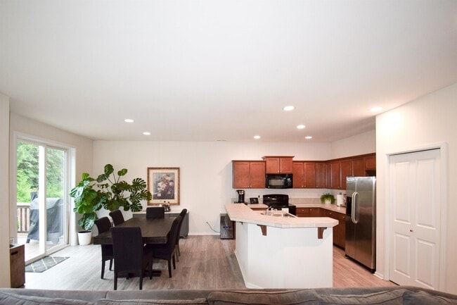 Building Photo - 4721 Joppa St SW